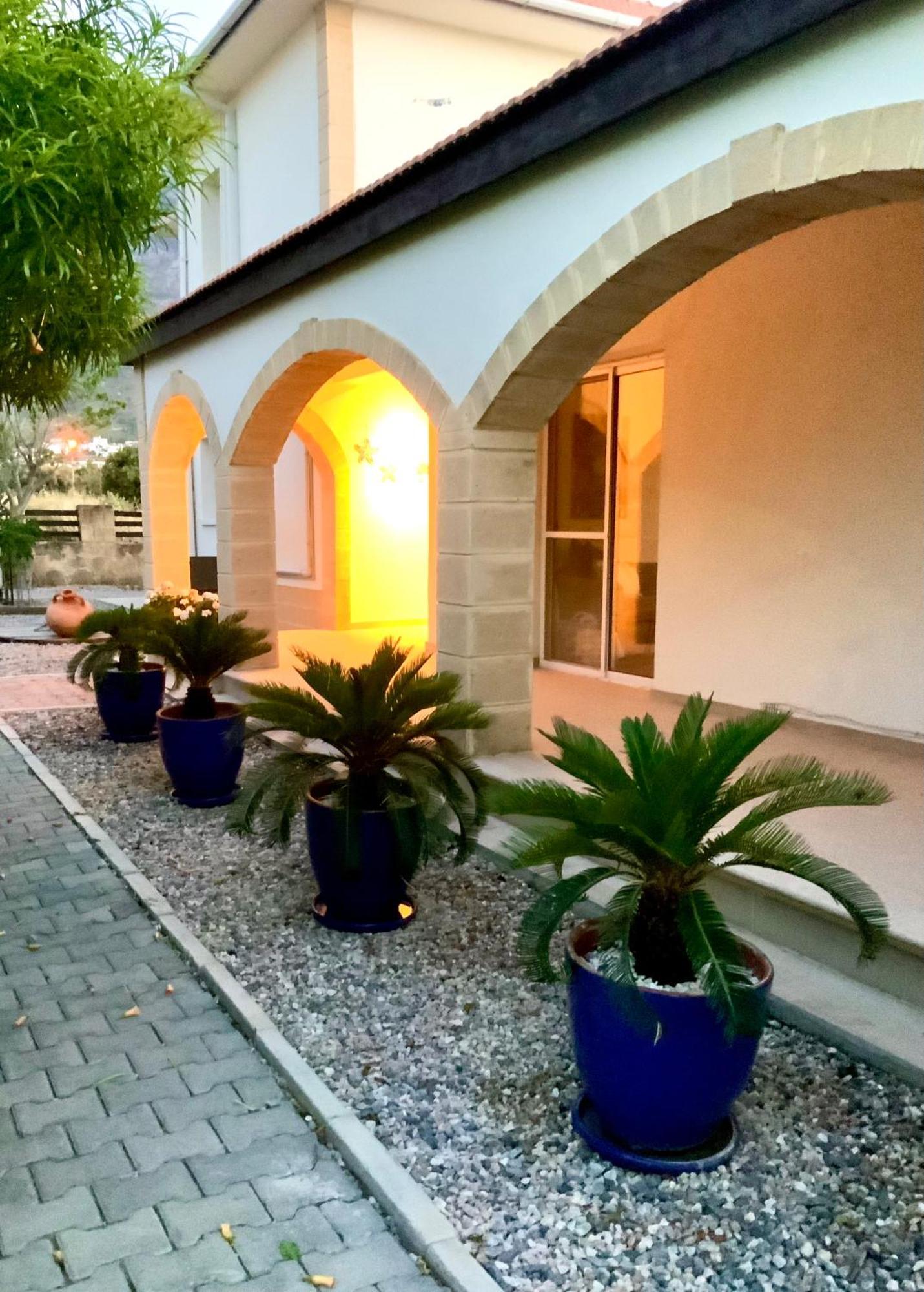 Casa Santos Kyrenia Villa Kyrenia  Ngoại thất bức ảnh