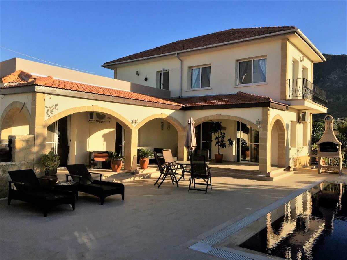 Casa Santos Kyrenia Villa Kyrenia  Ngoại thất bức ảnh