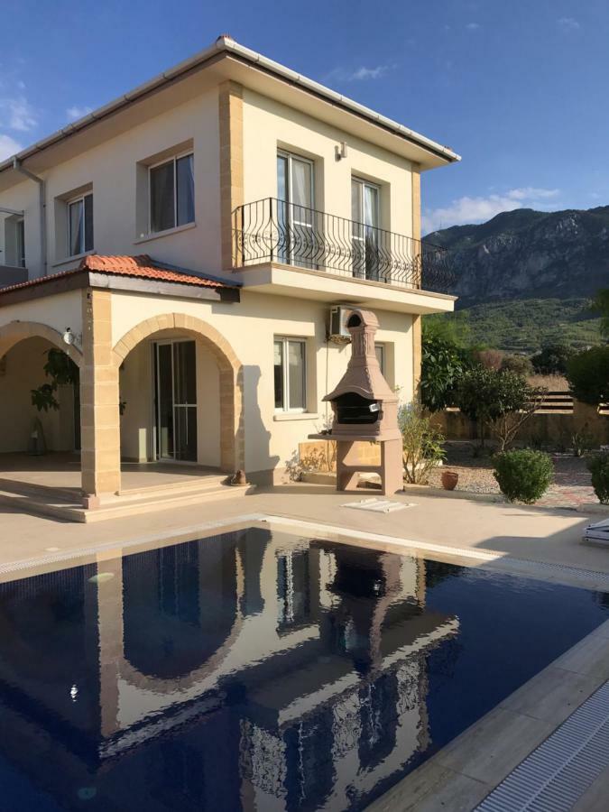 Casa Santos Kyrenia Villa Kyrenia  Ngoại thất bức ảnh